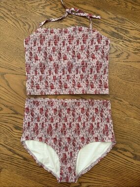 Kate Quinn Women’s Small Smocked Two-Piece bathing suit red strawberry